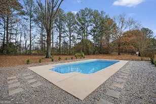 12 Clearwater Rd, Sharpsburg, GA 30277 - Photo 3