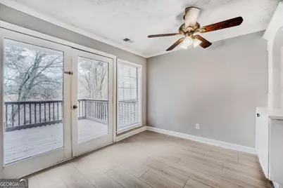 3588 Kennesaw Station Drive NW, Kennesaw, GA 30144 - Photo 9