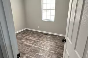 250 Lawrence St, Adairsville, GA 30103 - Photo 9