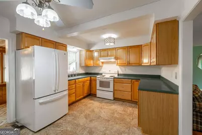 325 Edgewood Drive, Athens, GA 30606 - Photo 17