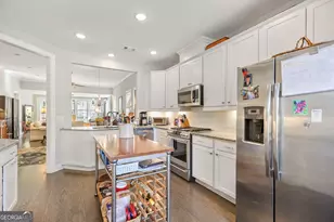 215 Spruce Pine Cir, Peachtree City, GA 30269 - Photo 11