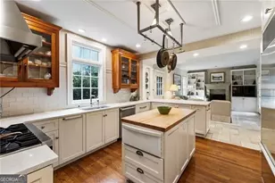 110 Brighton Rd NE, Atlanta, GA 30309 - Photo 9