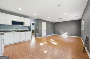 4170 Hurt Bridge Ct, Cumming, GA 30028 - Photo 35