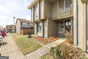 140 Stoneridge Dr, Warner Robins, GA 31088 - Photo 3