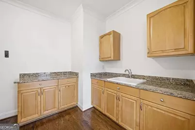 7611 Regency Circle, Sandy Springs, GA 30350 - Photo 45