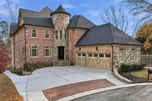 7611 Regency Cir, Sandy Springs, GA 30350 - Photo 1