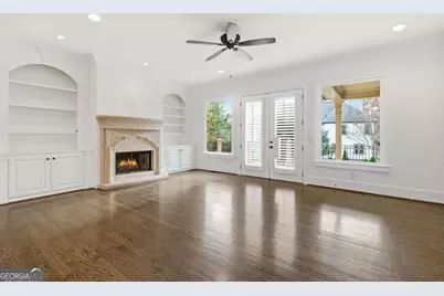 7611 Regency Circle, Sandy Springs, GA 30350 - Photo 21