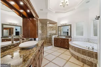 7611 Regency Circle, Sandy Springs, GA 30350 - Photo 27