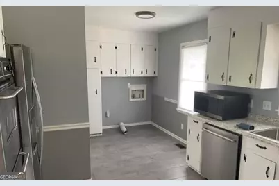 110 Hillridge Drive, Warner Robins, GA 31088 - Photo 3