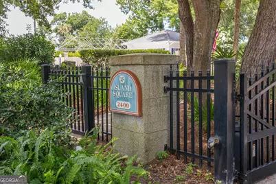 121 S Island Square Drive, Saint Simons, GA 31522 - Photo 13