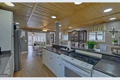 708 Knottywood Drive, Lavonia, GA 30553 - Photo 19