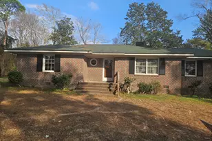 846 Harvey, Millen, GA 30442 - Photo 1