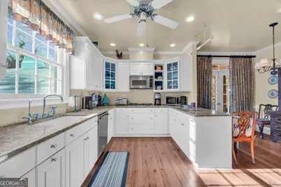 661 E Walton Street, Madison, GA 30650 - Photo 15