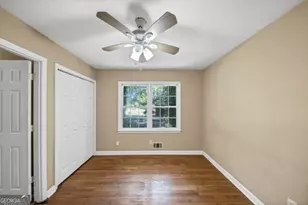 6764 Brookwood Cir, Jonesboro, GA 30236 - Photo 5