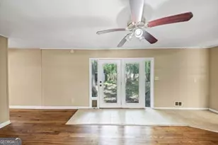 6764 Brookwood Cir, Jonesboro, GA 30236 - Photo 17