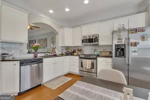 2165 Weldonberry Dr NE, Brookhaven, GA 30319 - Photo 11