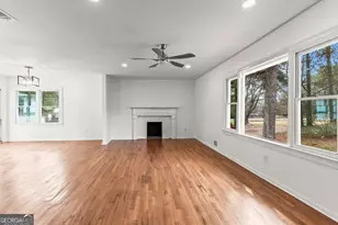 32 Hillcrest Dr SE, Austell, GA 30168 - Photo 7