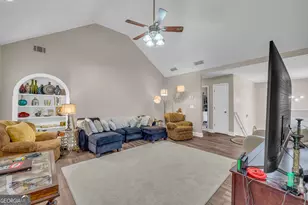 105 Hidden Lake Ct, Hull, GA 30646 - Photo 9