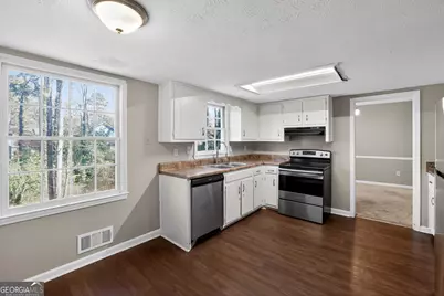 505 Rockborough Terrace, Stone Mountain, GA 30083 - Photo 15