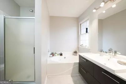 715 Lake Point Drive, Woodstock, GA 30189 - Photo 23