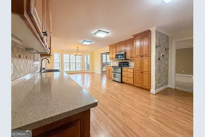 401 Pointe Willow Drive, Cleveland, GA 30528 - Photo 7