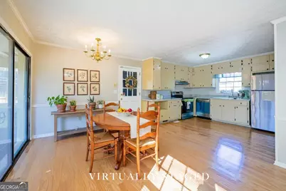 1675 Lake Lucerne Road SW, Lilburn, GA 30047 - Photo 15