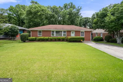 135 5th Avenue, Jonesboro, GA 30236 - Photo 1