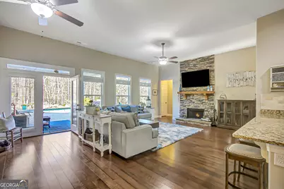 201 Country Lake Drive, Senoia, GA 30276 - Photo 19