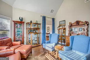 201 Country Lake Dr, Senoia, GA 30276 - Photo 9