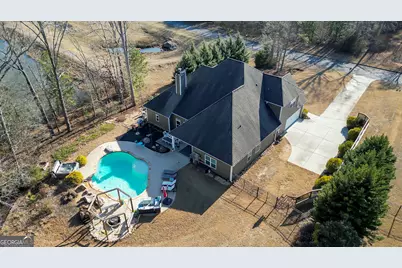 201 Country Lake Drive, Senoia, GA 30276 - Photo 3