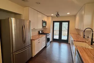 71 Gardenia Dr NW, Atlanta, GA 30314 - Photo 3