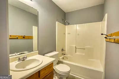 2313 Laura Court NE, Milledgeville, GA 31061 - Photo 17