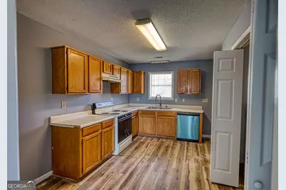 2313 Laura Court NE, Milledgeville, GA 31061 - Photo 9