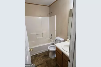 2313 Laura Court NE, Milledgeville, GA 31061 - Photo 7