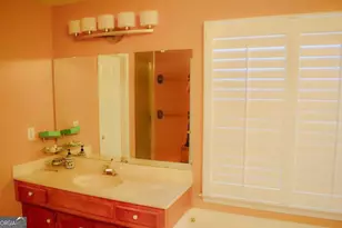 3336 Deerwood Ln, Rex, GA 30273 - Photo 7