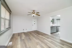 80 Northwoods Rd, Sharpsburg, GA 30277 - Photo 11