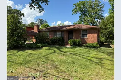 126 Lincoln Street, Warner Robins, GA 31088 - Photo 1