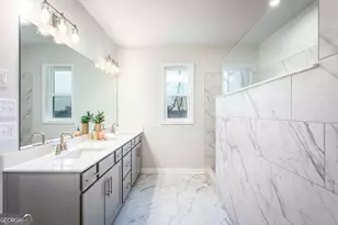 380 Sunset Hollow St, Sugar Hill, GA 30518 - Photo 19