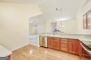 1502 Sweet Apple Cir, Alpharetta, GA 30004 - Photo 11