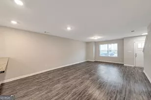 320 Ashigan St, Union City, GA 30291 - Photo 7