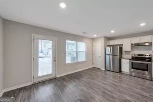 320 Ashigan St, Union City, GA 30291 - Photo 9