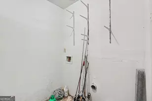 120 Camelot Dr, Atlanta, GA 30349 - Photo 17