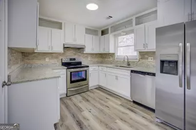 1430 Country Lane NE, Conyers, GA 30012 - Photo 9