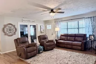 705 S Kennedy St, Metter, GA 30439 - Photo 3