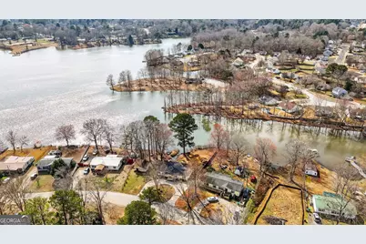 252 Lakeview Drive, Locust Grove, GA 30248 - Photo 3