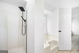 2385 Waterford Park Dr, Lawrenceville, GA 30044 - Photo 19