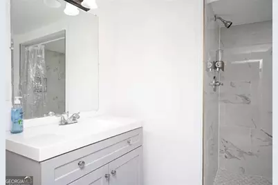 2339 Country Club Lane SW, Atlanta, GA 30311 - Photo 9