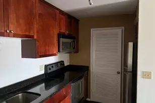 2657 Lenox Road NE, Atlanta, GA 30324 - Photo 3