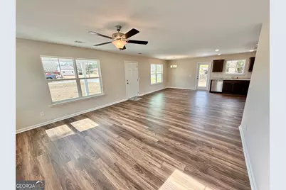 103 Continental Street, Glennville, GA 30427 - Photo 9