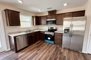 103 Continental St, Glennville, GA 30427 - Photo 13